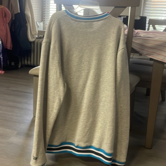 city connect Phillies Crewneck sweatshirt. - Picture 2 of 3